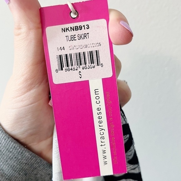 NWT Plenty by Tracy Reese Printed Midi Tube Skirt Size Small Sweet Cream/Cosmos - Picture 7 of 9